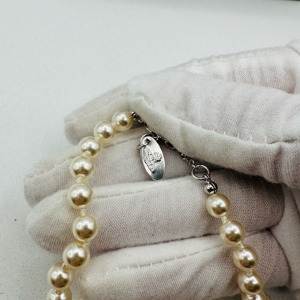 Vivienne Westwood Pearl Necklace - Picture 12 of 12